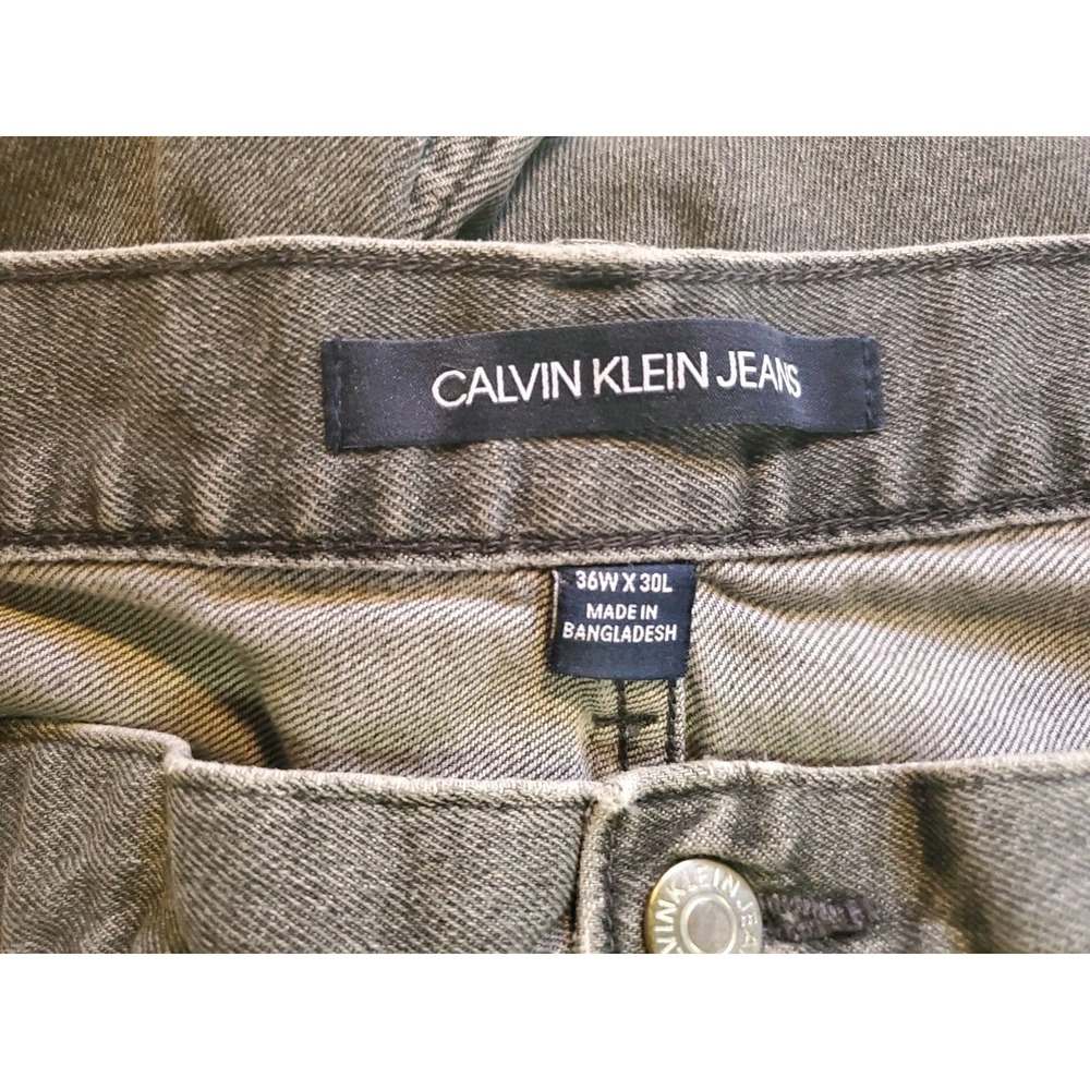 Calvin Klein Jeans Mens 36X30 Black Relaxed Straight Leg Distressed Denim - Picture 4 of 5